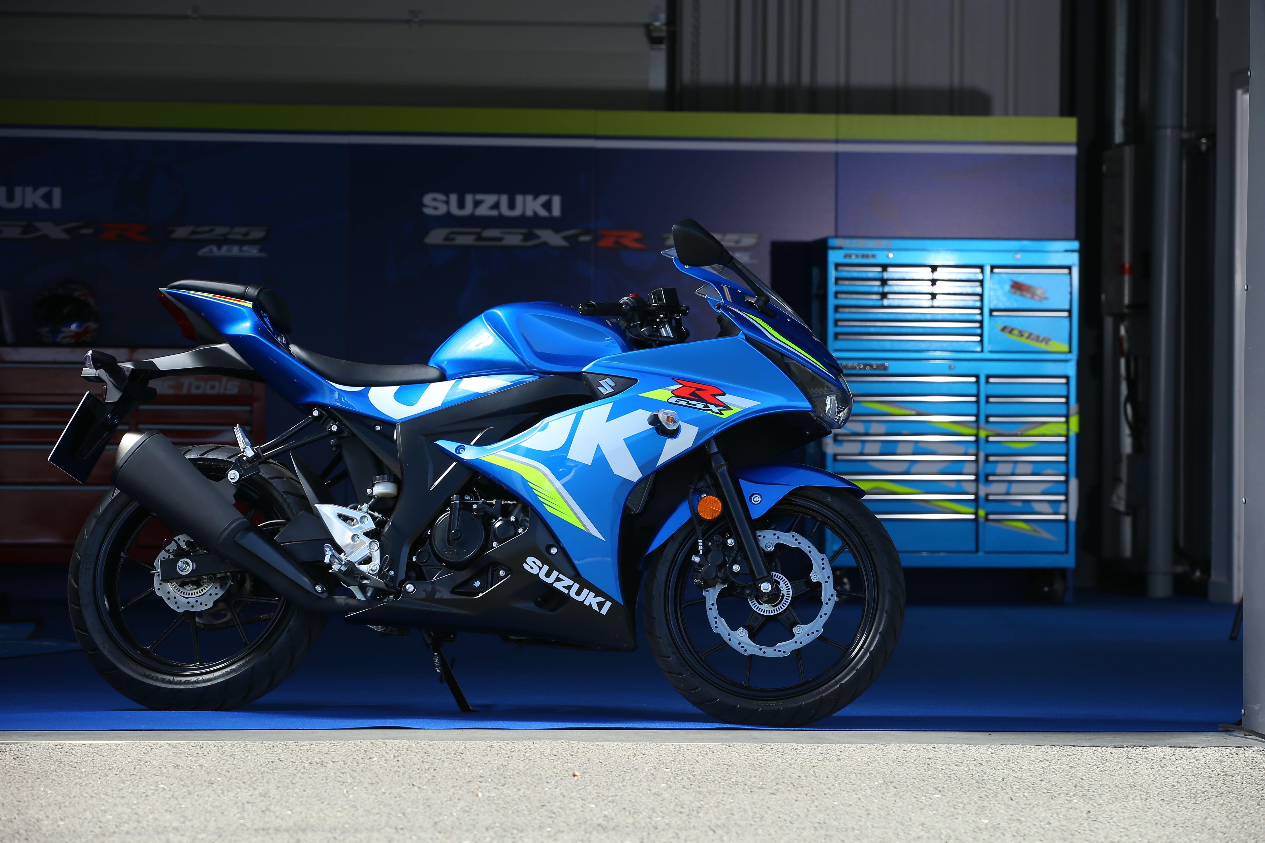 Suzuki GSX R 125 la patente A1 è regalata