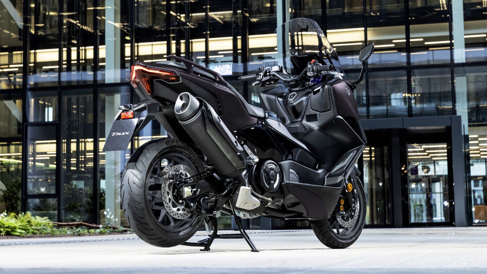 Yamaha Tmax Listino Prezzo Scheda Tecnica Foto Insella It