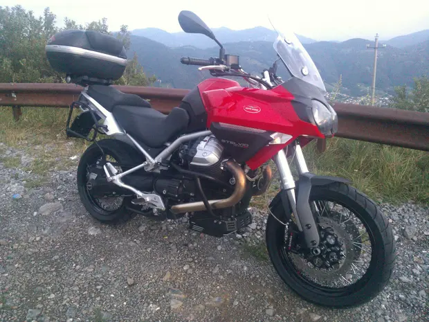 Prova Moto Guzzi Stelvio 1200 2008-2010 Prova Moto Guzzi Stelvio 1200 2008-2010