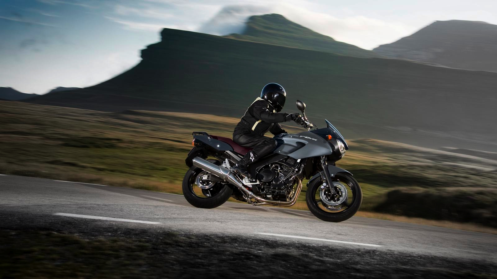 Yamaha TDM 900 – la nuova moto crossover sarà così?