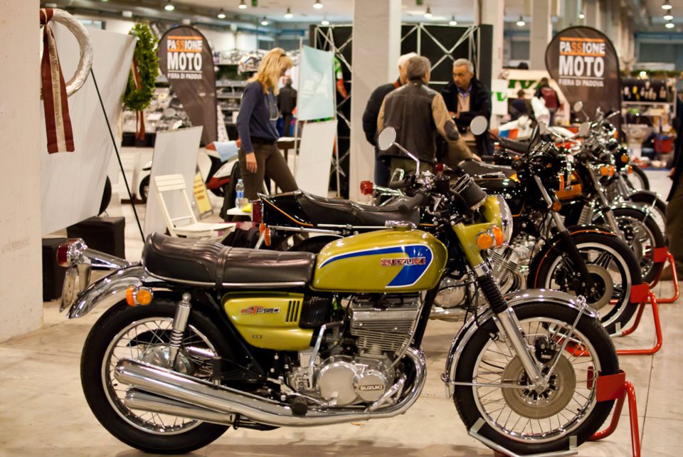 Mv F4 Claudio E La Moto Piu Bella Del Mondo Virgilio Motori