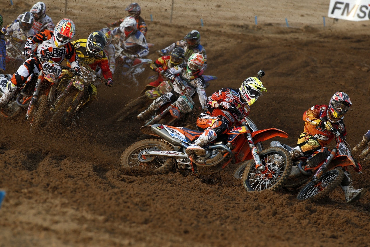Motocross Cairoli domina in Thailandia