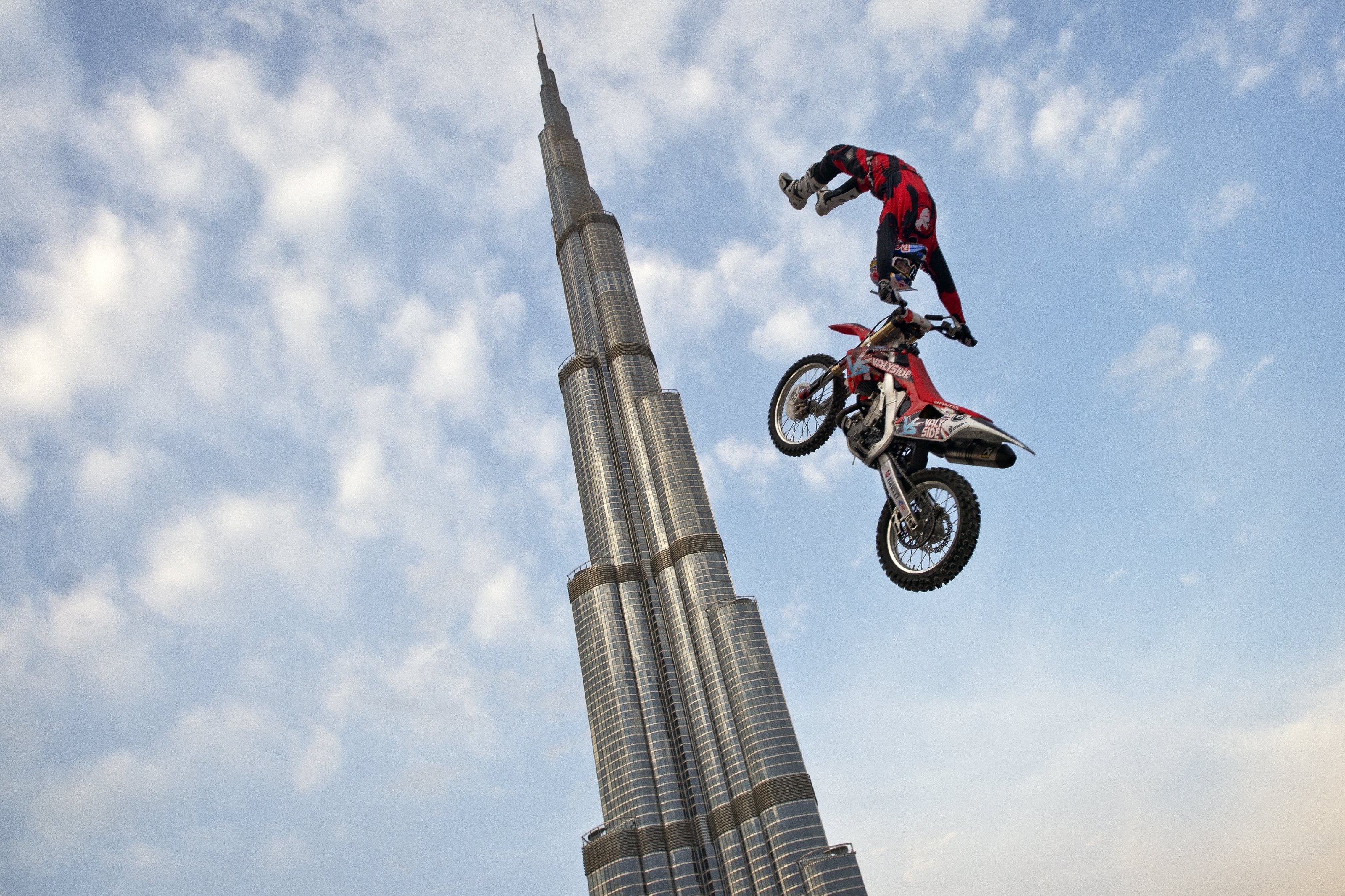 red-bull-x-fighters-a-dubai-questo-weekend