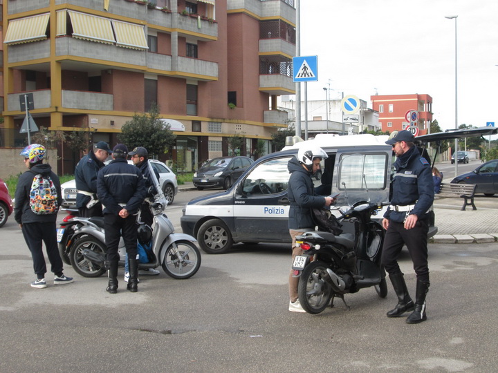 Patente A1 e AM moto e scooter: le modifiche saranno in vigore dal 18