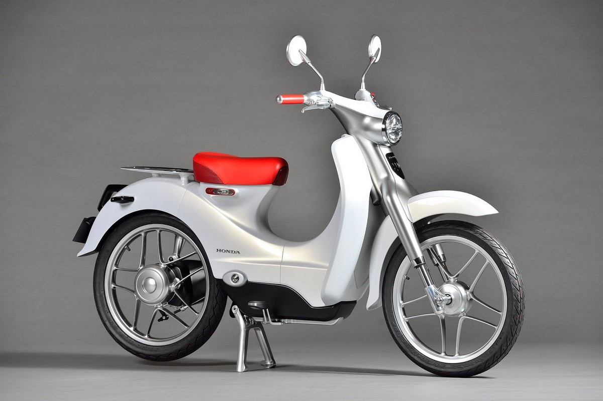 Honda EV Cub in Giappone arriva nel 2019