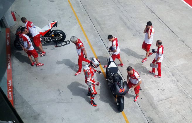 MotoGP 2017, Ducati punta sullo scarico dei caccia bombardieri?