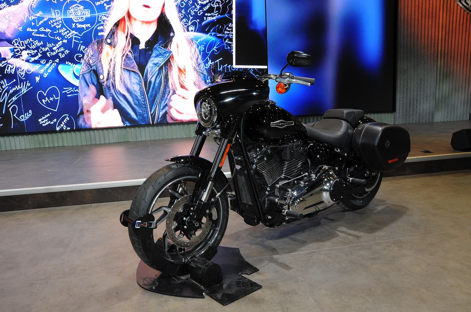 2018 Harley Davidson Road Glide >> Harley-Davidson Sport Glide, da cittadina a bagger 2018 Harley Davidson Road Glide >> Harley-Davidson Sport Glide, da cittadina a bagger