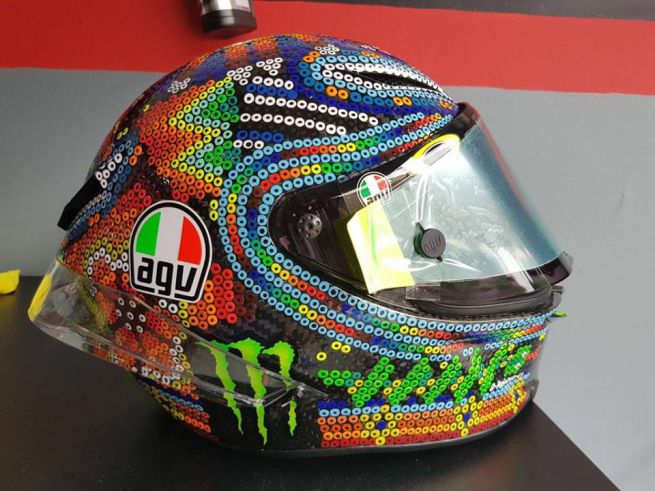 Valentino Rossi, nuovo casco Drudi in stile Messico