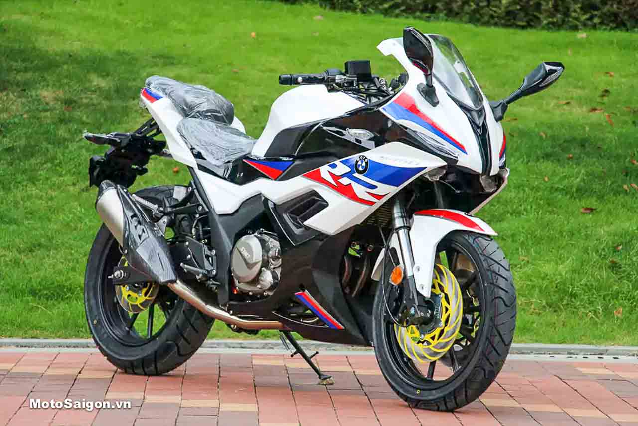 S450RR, la mini BMW S 1000 RR in versione cinese