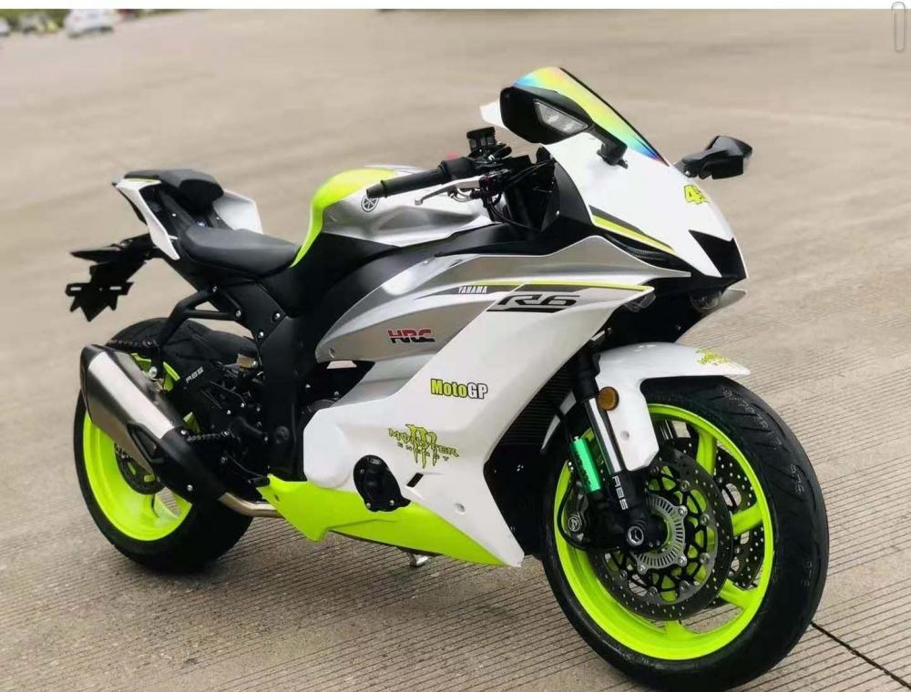 Huaying R6, clone cinese della mitica carenata di Iwata