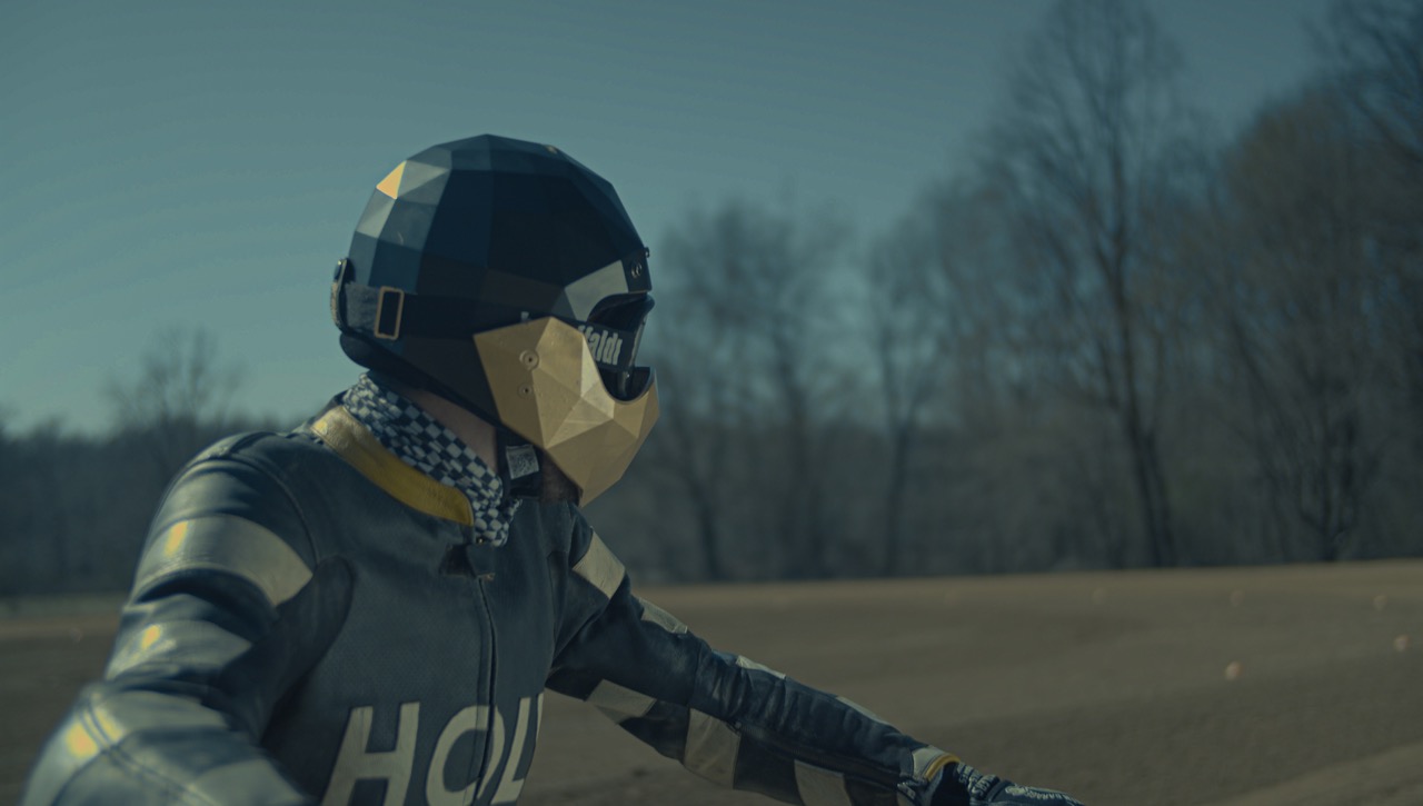 Tweety: la moto d'oro di Holyfreedom
