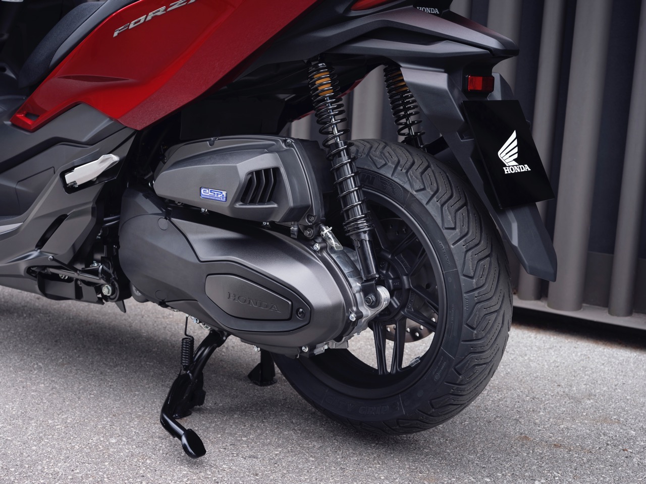 Honda Forza 350  A EICMA 2022 il lifting leggero del BESTSELLER giapponese  