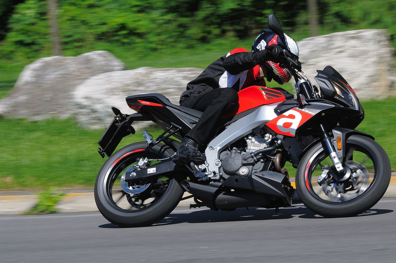 aprilia tuono 125 price