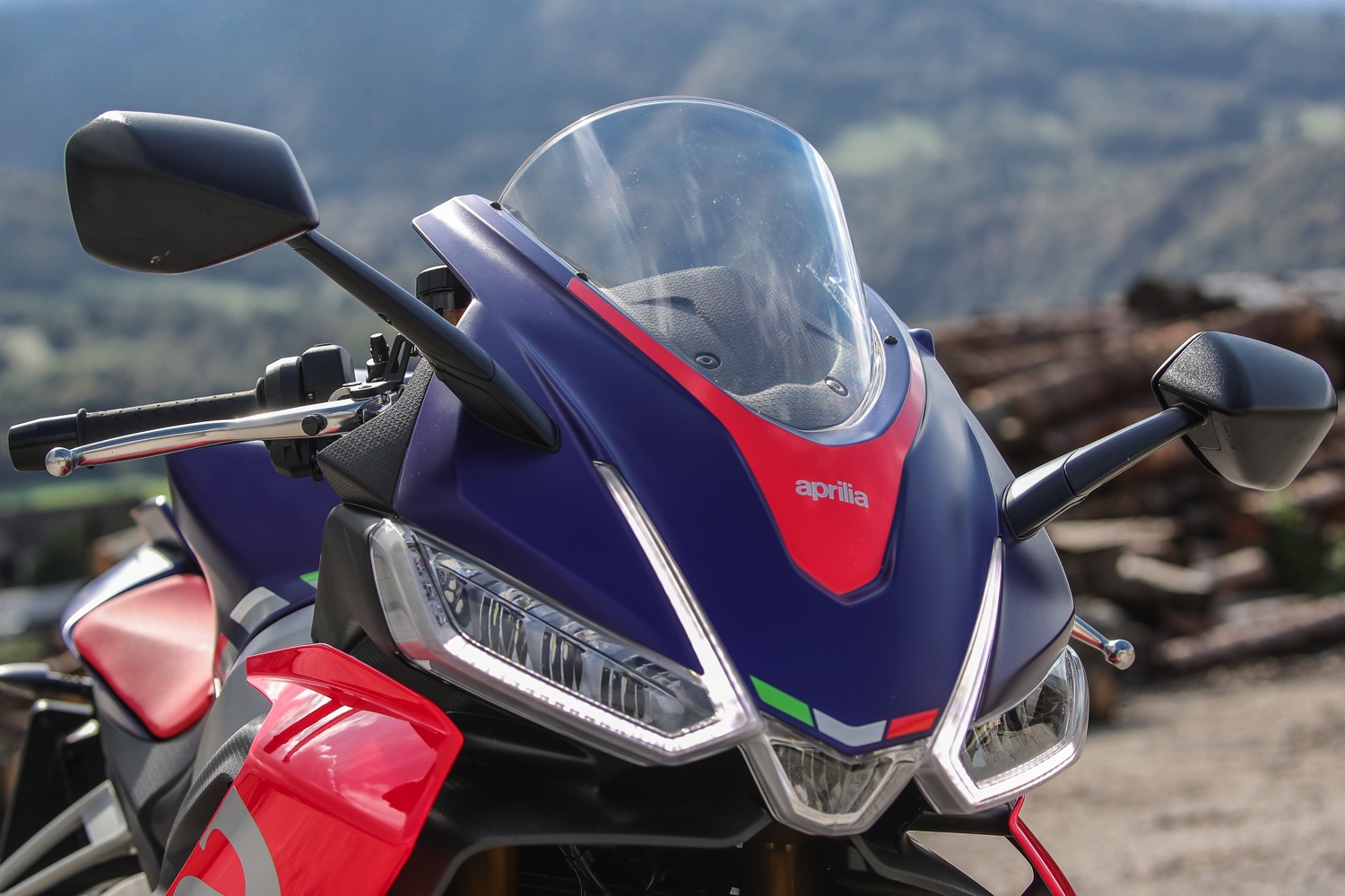 Aprilia RS 660 2021 prezzo, informazioni tecniche, foto e video 