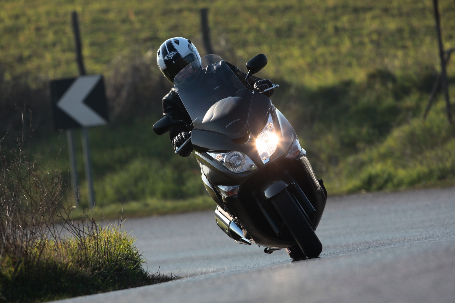 Honda Sw T 600 11 Prezzo Scheda Tecnica Dati Foto E Video Insella It