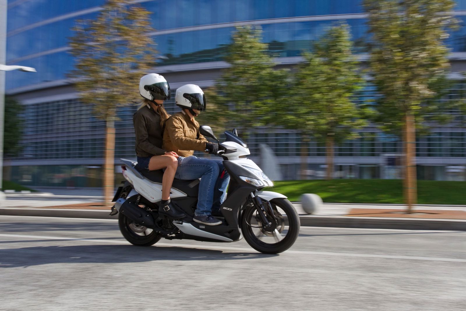 Kymco Agility R16 Listino Prezzo - Scheda Tecnica - Foto - Insella.it