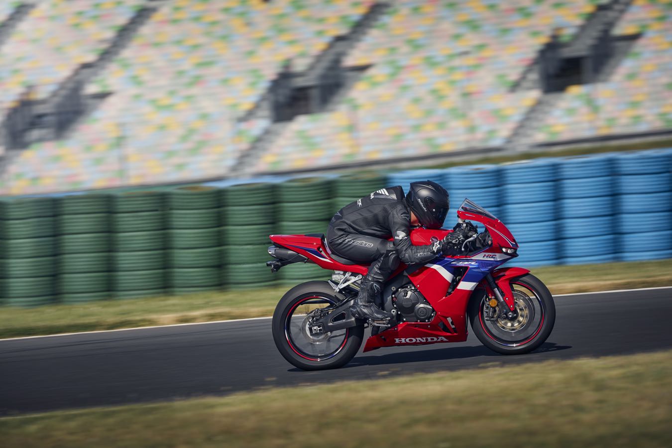 Honda CBR 600 RR listino prezzo - scheda tecnica - foto - Insella.it