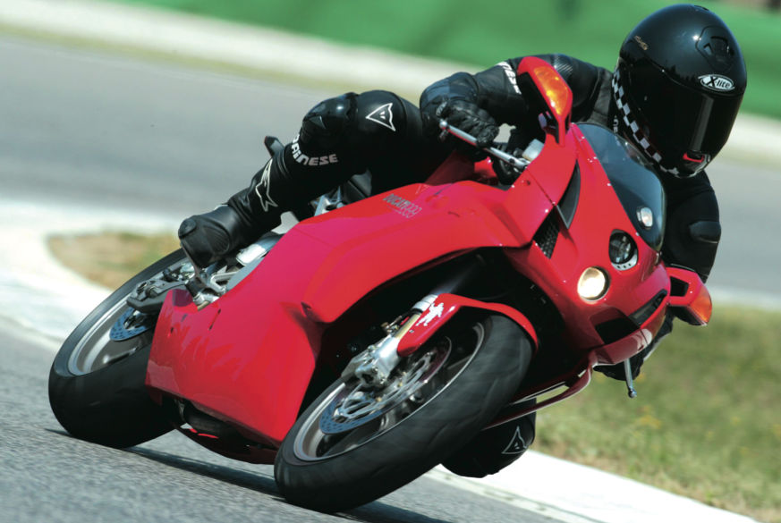 Ducati 999 usata la rossa meno amata. Ora e un affare pregi difetti e cosa controllare inSella