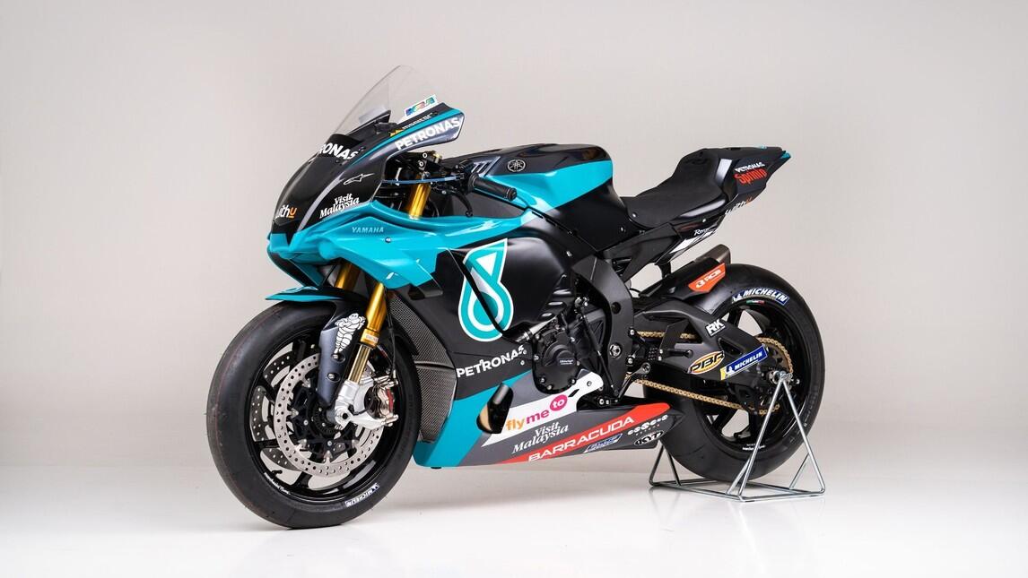 Yamaha petronas r1 top