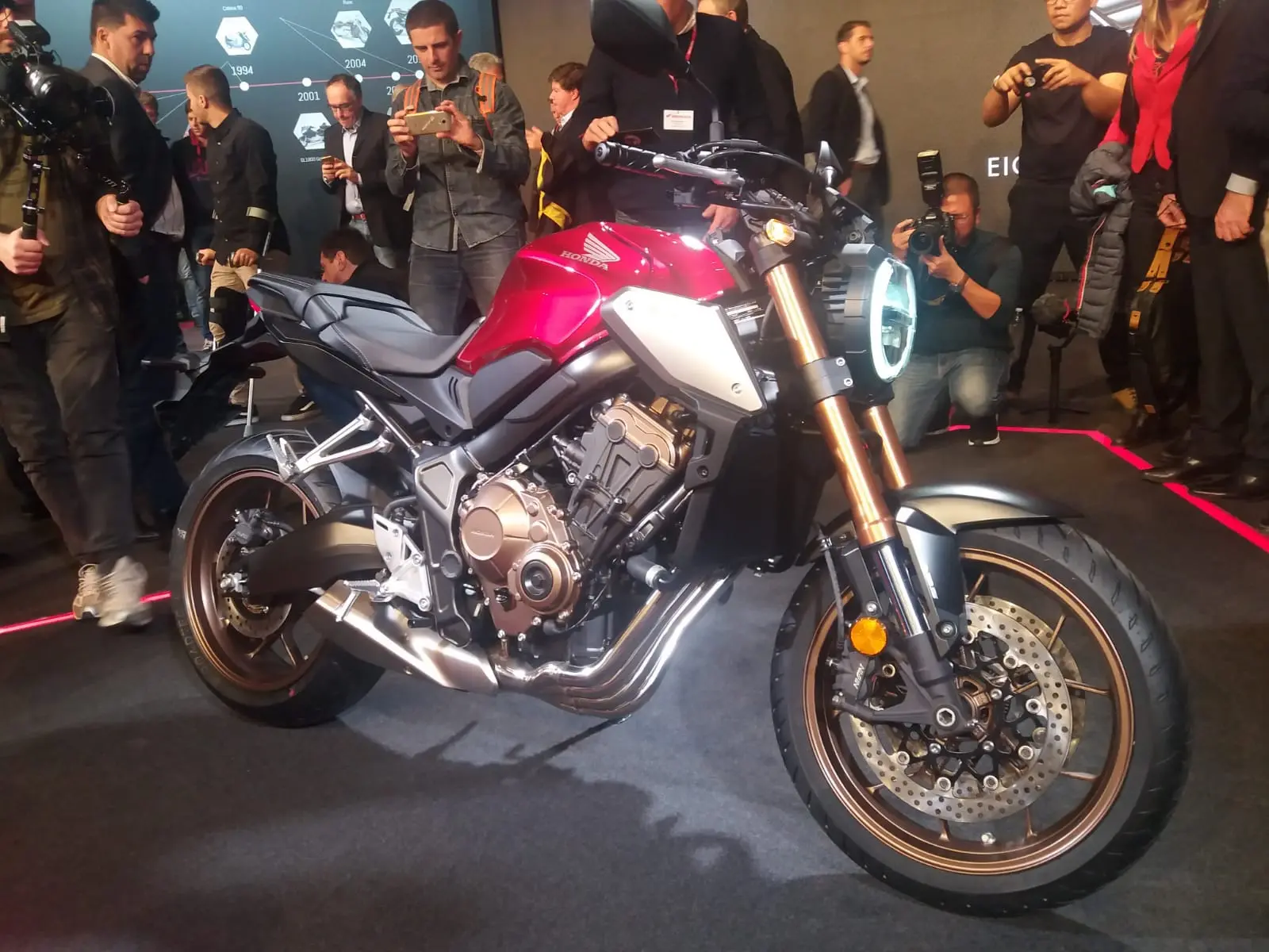 EICMA 2018 Honda CB 650R dati tecnici e caratteristiche inSella