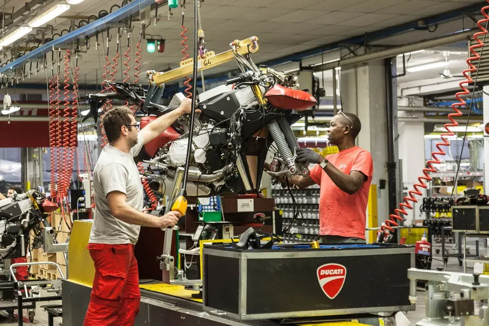 Operaio/a Meccanico su Catena di Montaggio (Ducati)