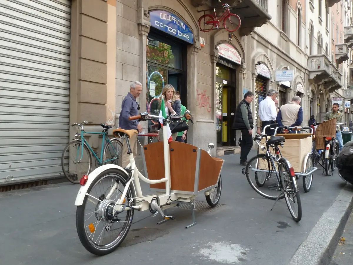 Le cargo bike trovano una casa a Milano inSella