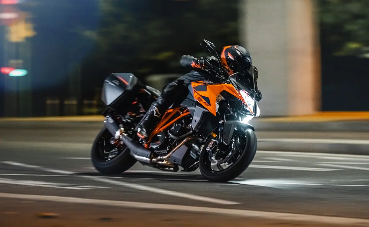 2022 ktm 1290 super duke gt outlet
