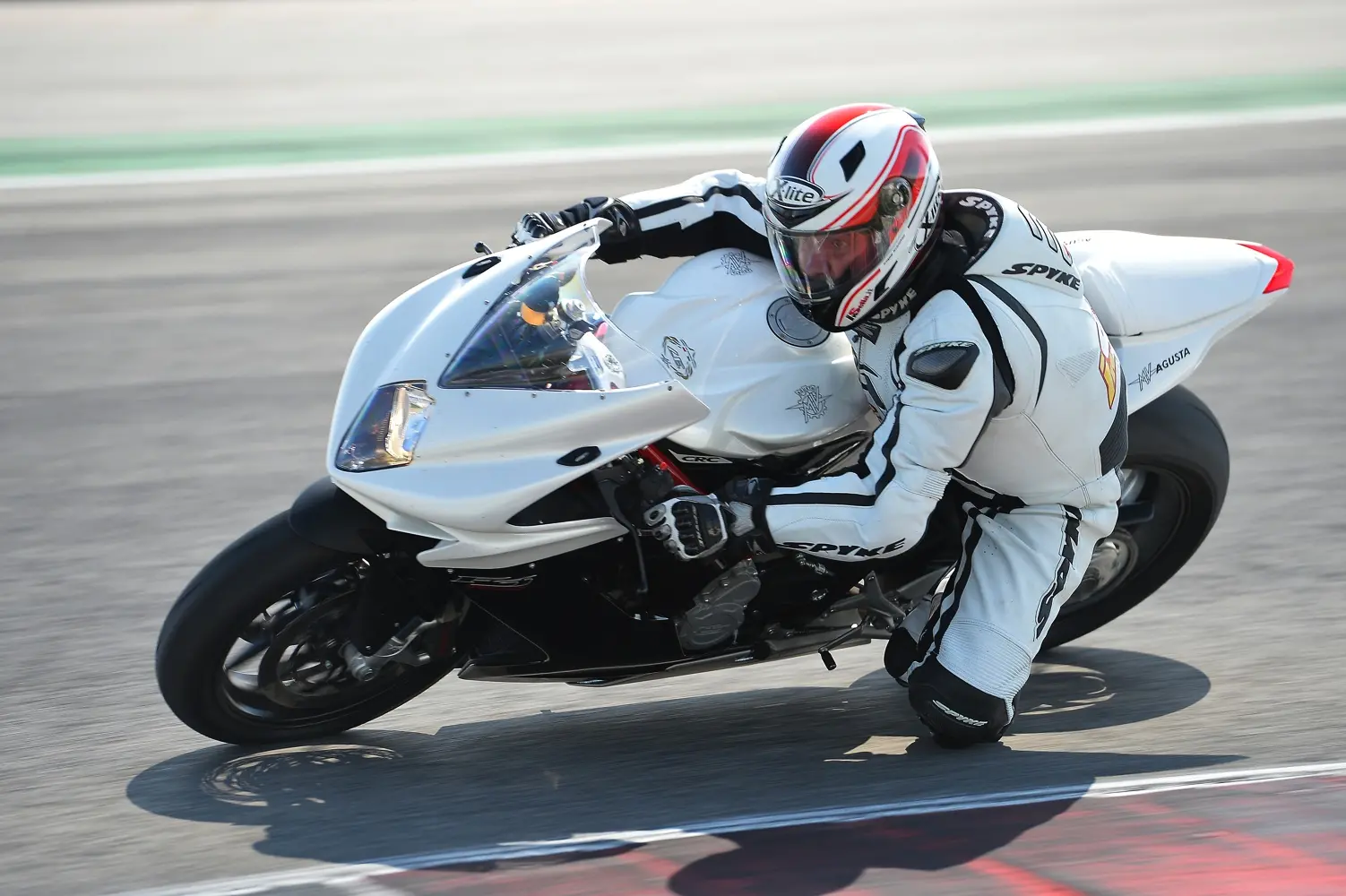 MV Agusta F3 800 nata per la pista inSella