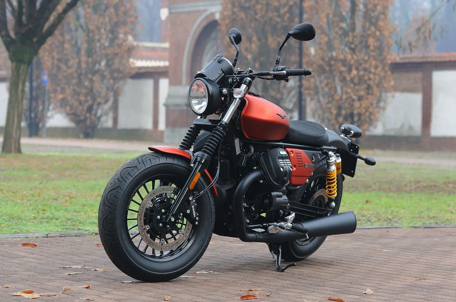 Moto Guzzi V9 Bobber Sport la fuoriserie e servita inSella
