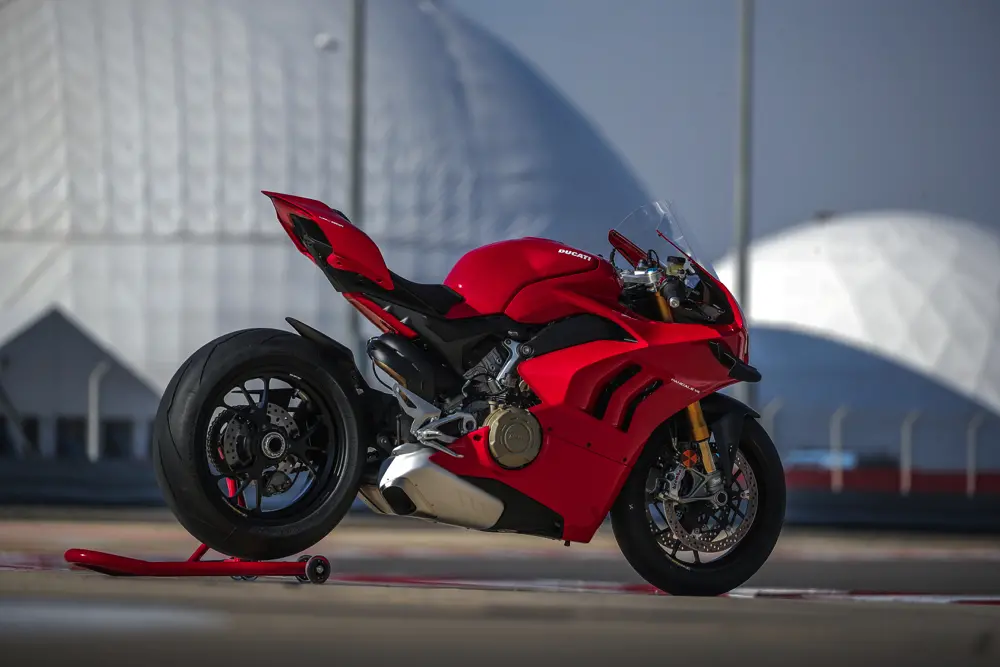 Ducati Panigale V4 S my 2020 piu veloce e piu facile inSella