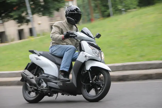 Prova Sym HD HD2 125 i 2011