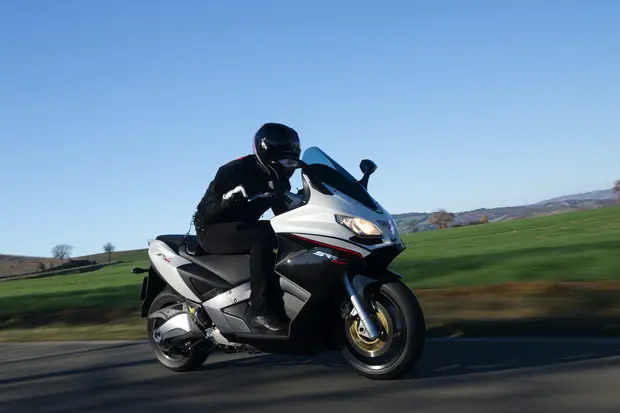 Prova Aprilia SRV 850 i.e. 2012