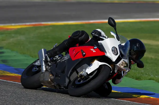 Prova BMW Serie S S 1000 RR 2012