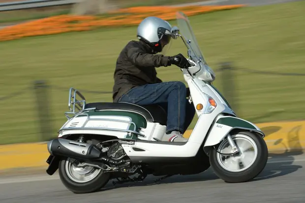Prova Kymco Like 125 LX 2012