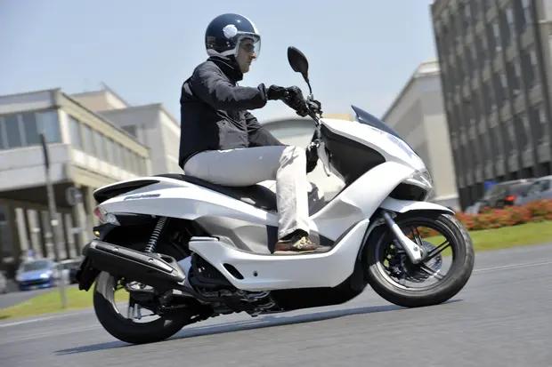 Prova Honda PCX 150 2011
