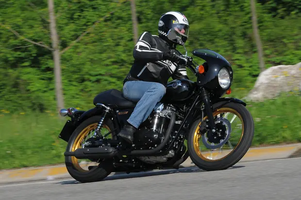 Prova Kawasaki W 800 Special Edition 2012