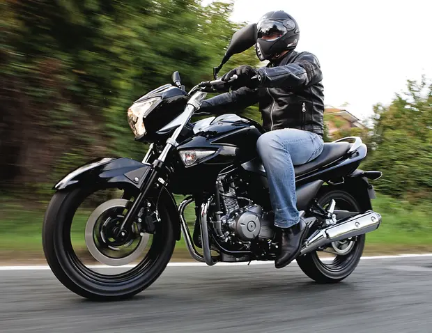 Prova Suzuki Inazuma 250 2012
