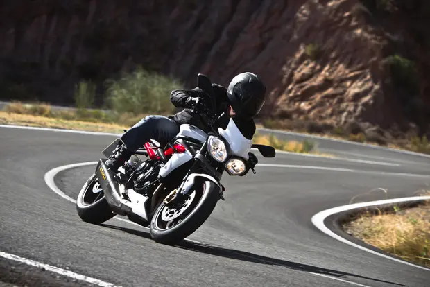 Prova Triumph Street Triple 675 R 2013