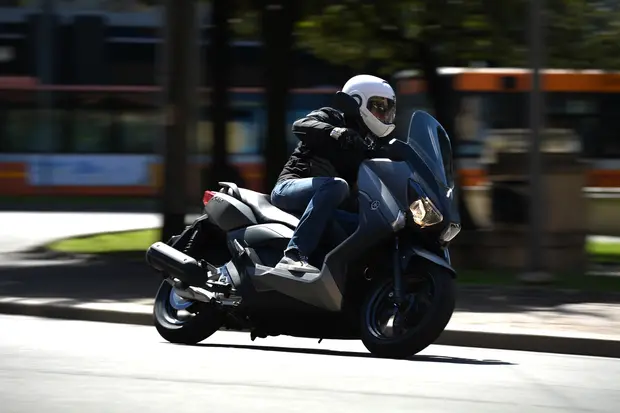 Prova Yamaha Xmax 250 2014