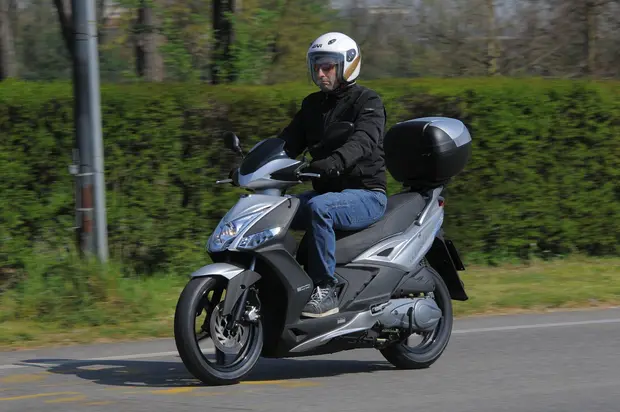 Prova Kymco Agility R16 200i Plus 2014