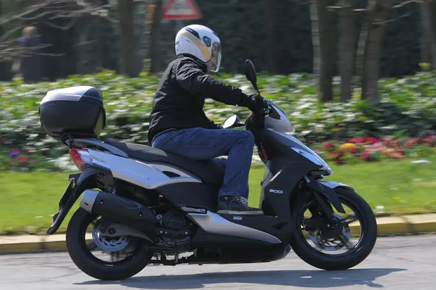 Prova Kymco Agility R16 200i Plus 2014