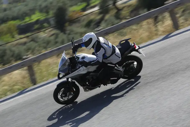 Prova Honda Crossrunner 