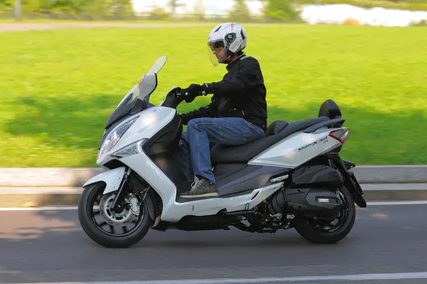 Prova Sym Joymax 300 Sport  2017