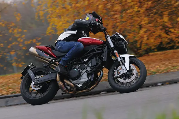 Prova Moto Morini Corsaro 1200 ZZ 2017