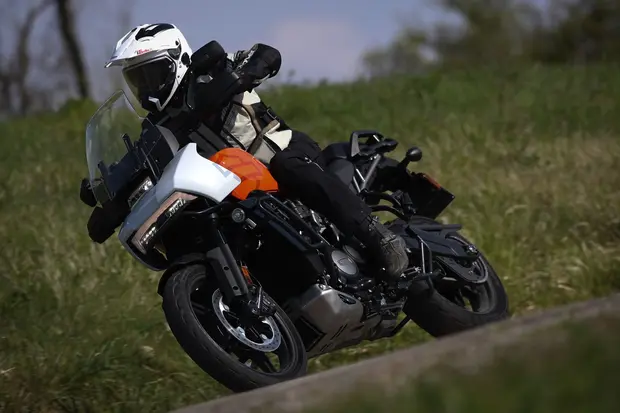 Prova Harley-Davidson Pan America 1250 2021