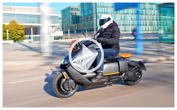 Prova BMW CE 04 2022