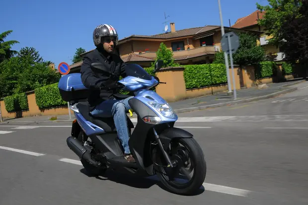 Prova Kymco Agility R16 