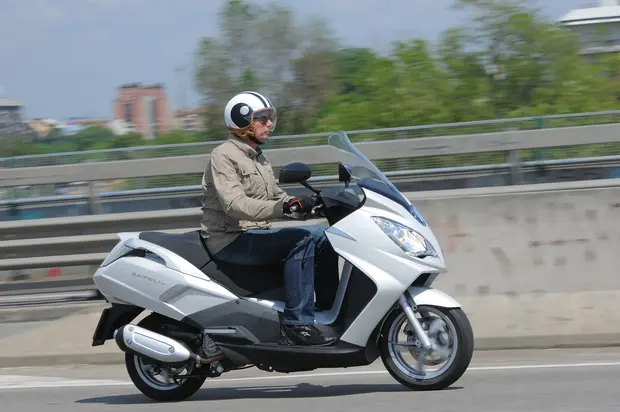 Prova Peugeot Satelis 300i Premium 2012