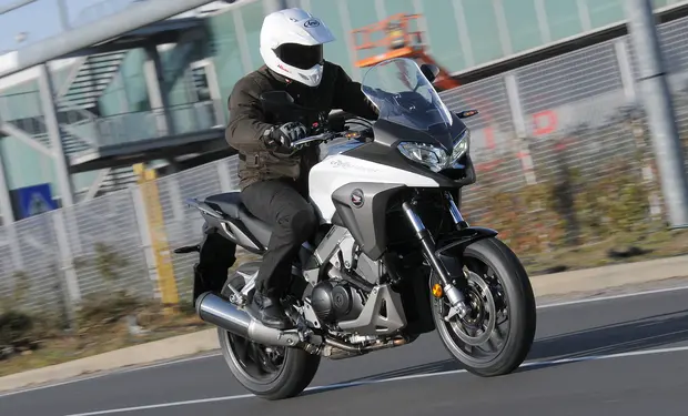 Prova Honda Crossrunner 2015