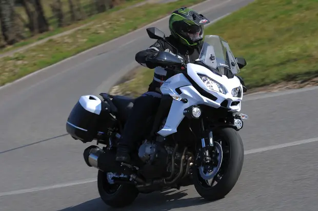 Prova Kawasaki Versys 1000 2015